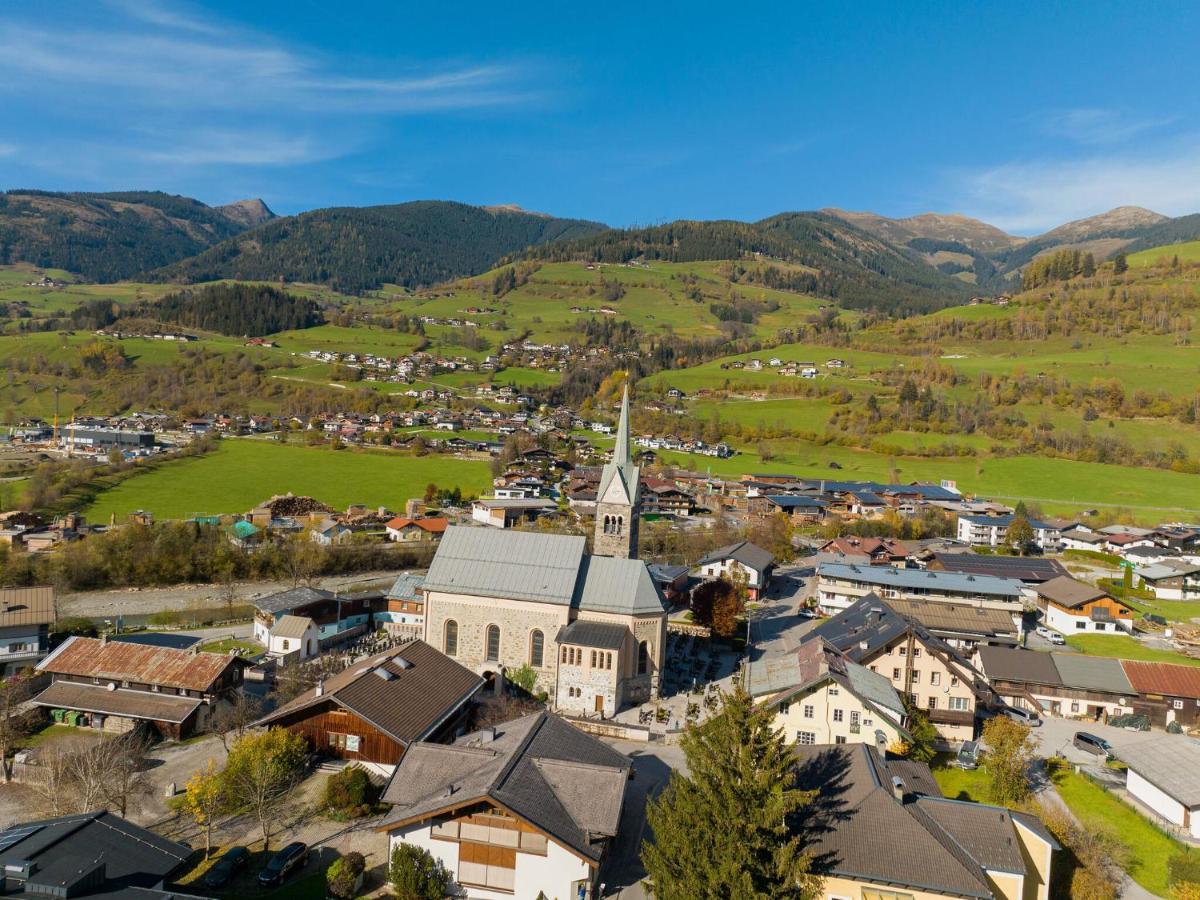 Holiday Home In Niedernsill Near Ski Area Екстер'єр фото